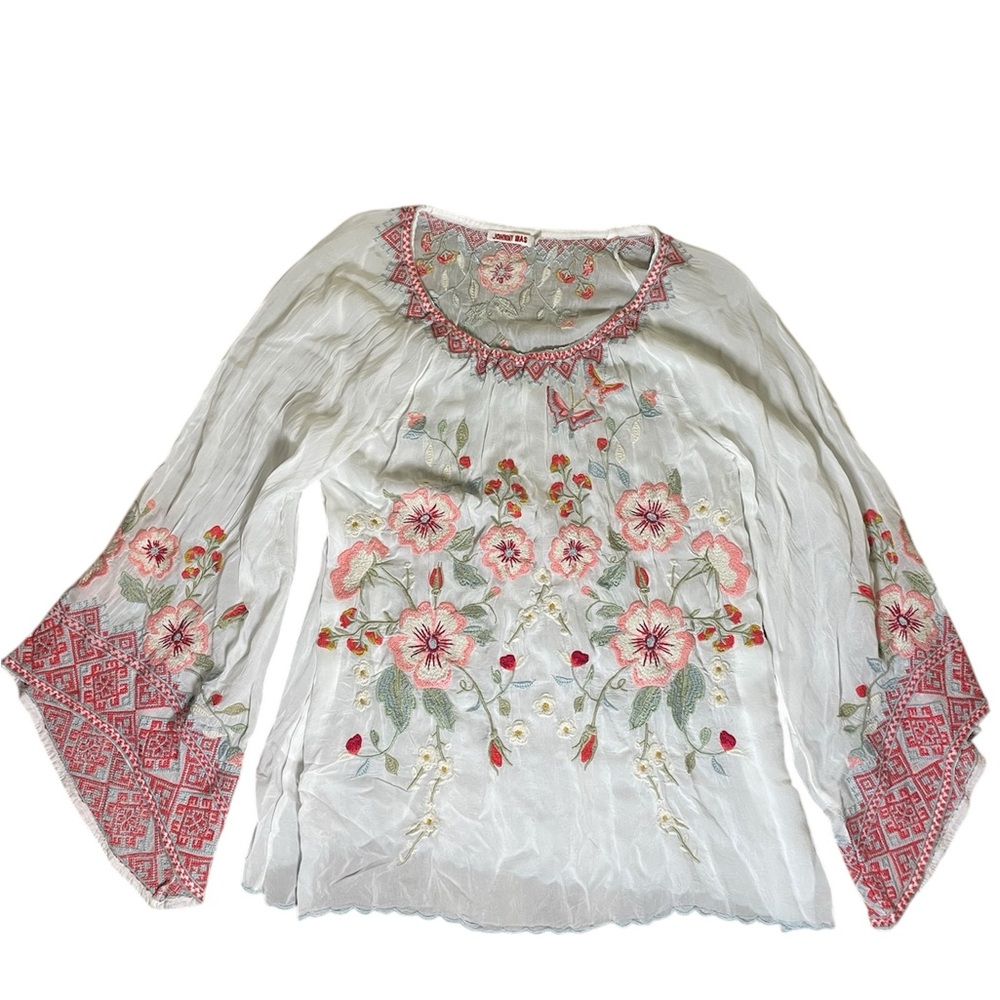 Johnny Was Sz. M Floral Embroidered Top
